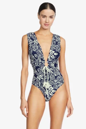 indah_shirred_one_piece_0.webp Robin Piccone One Pieces-Indah Shirred One Piece Navy/Ecru